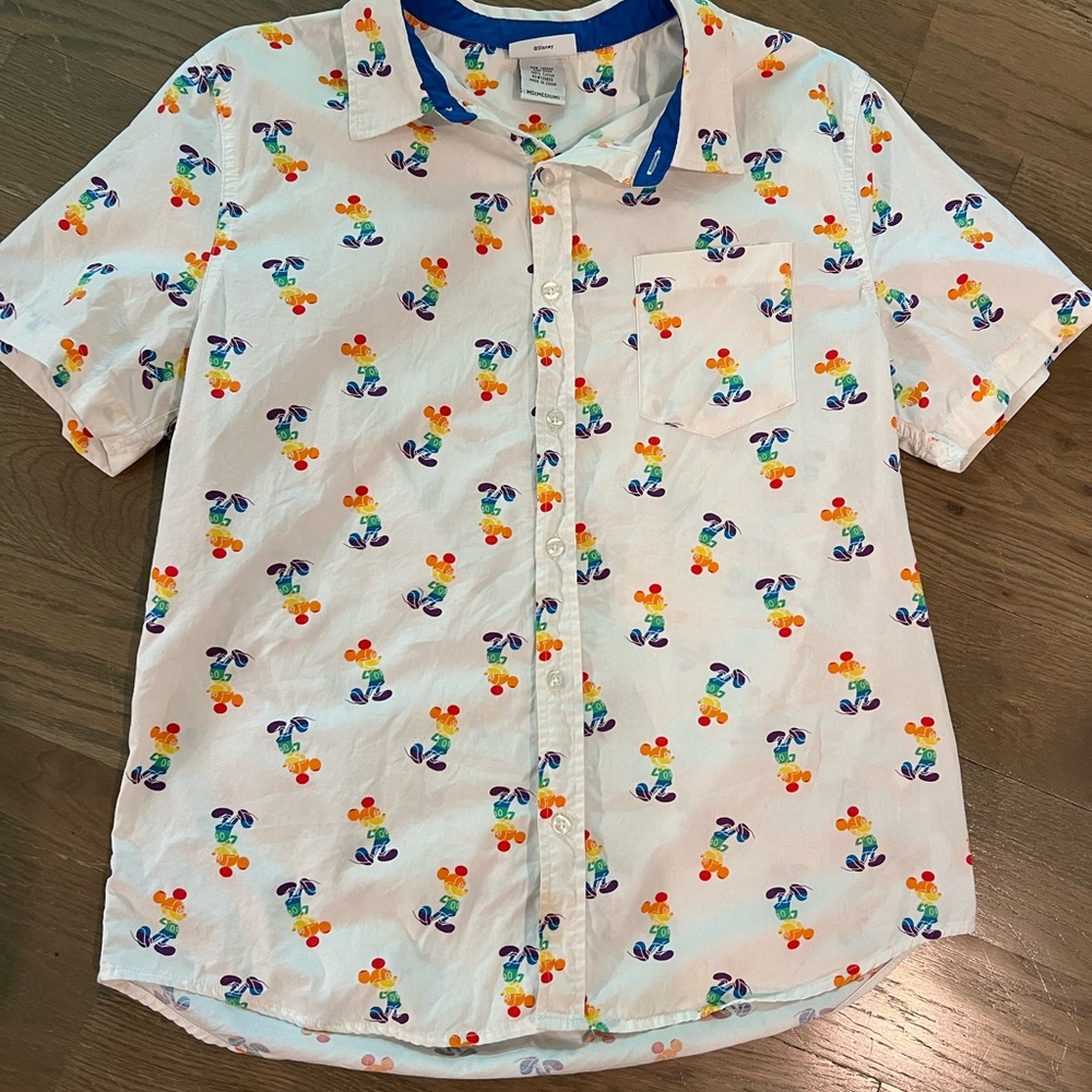 Rainbow Disney Collection Mickey Mouse pride Short Sleeve Shirt  sz medium